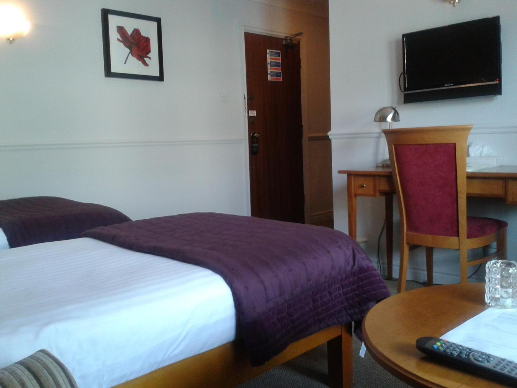 Gomersal Park Hotel & Dream Spa Room photo