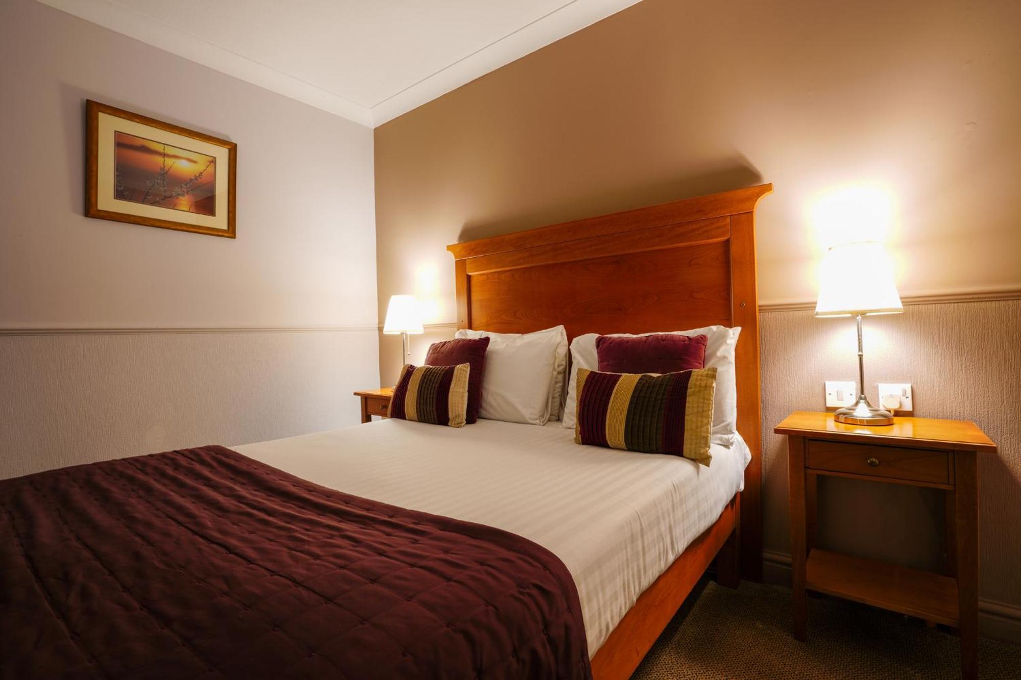Gomersal Park Hotel & Dream Spa Exterior photo